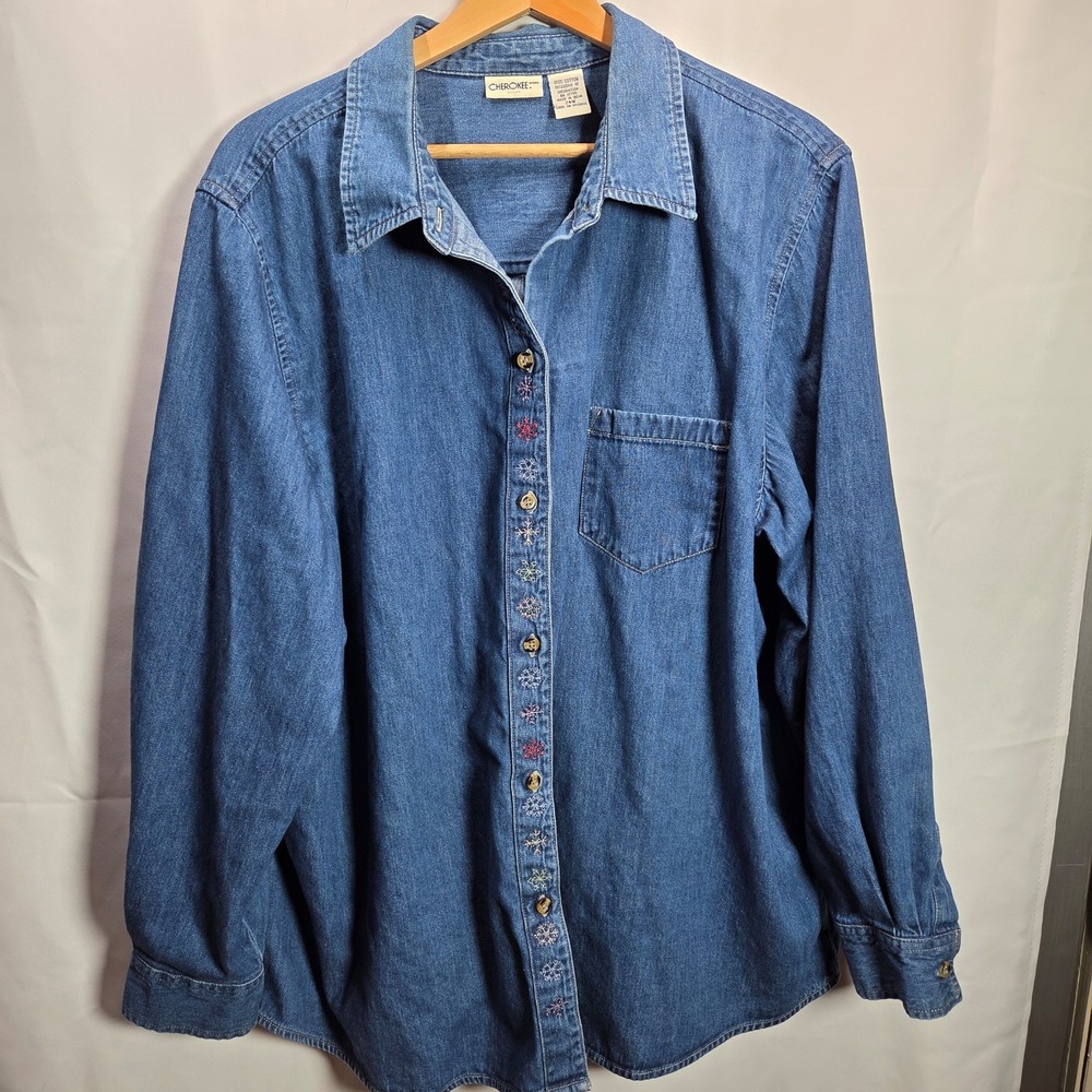 Cherokee Denim Shirt Embroidered Snowflakes Women's Size 24W Button‎ up